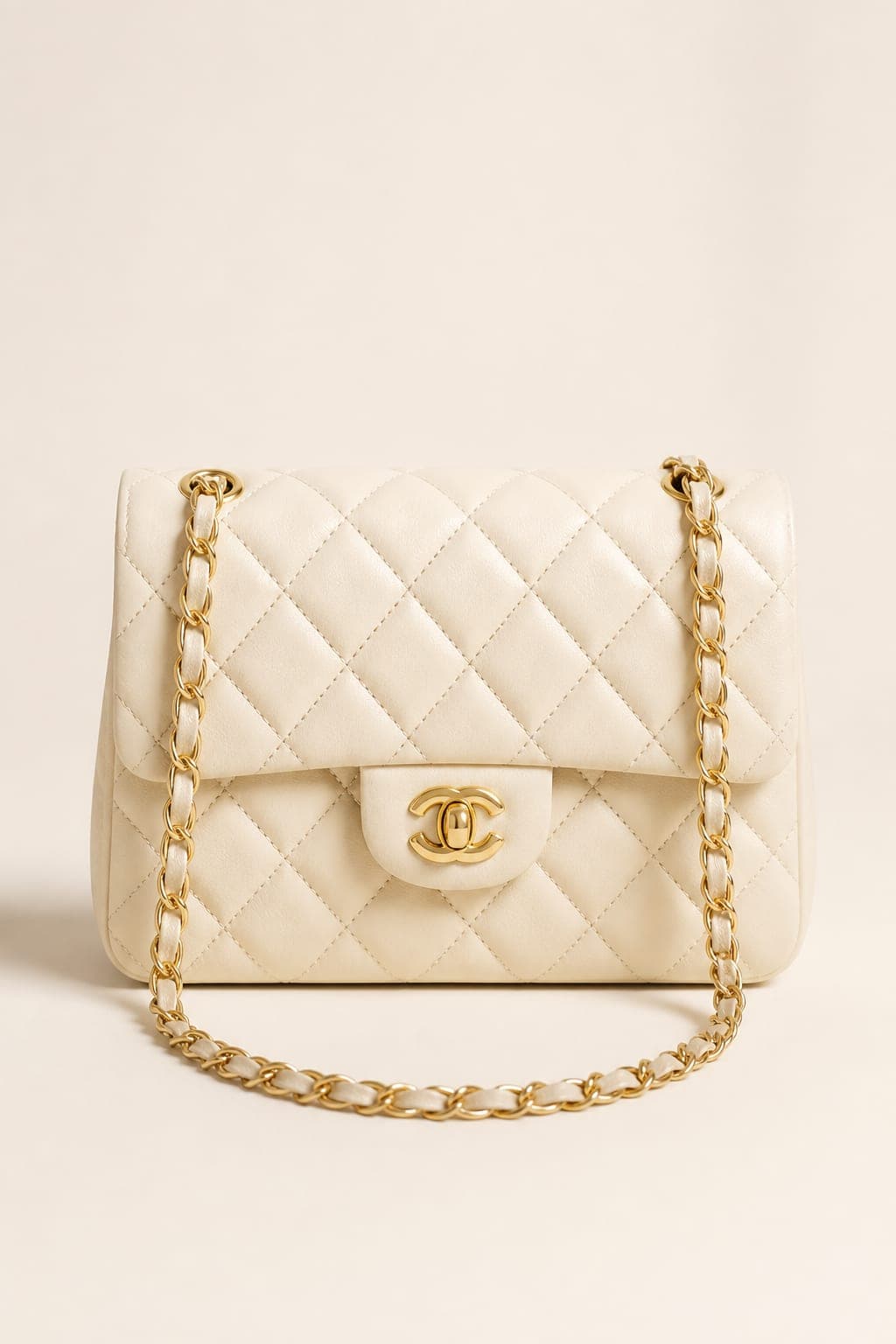 Cream quilted shoulder bag